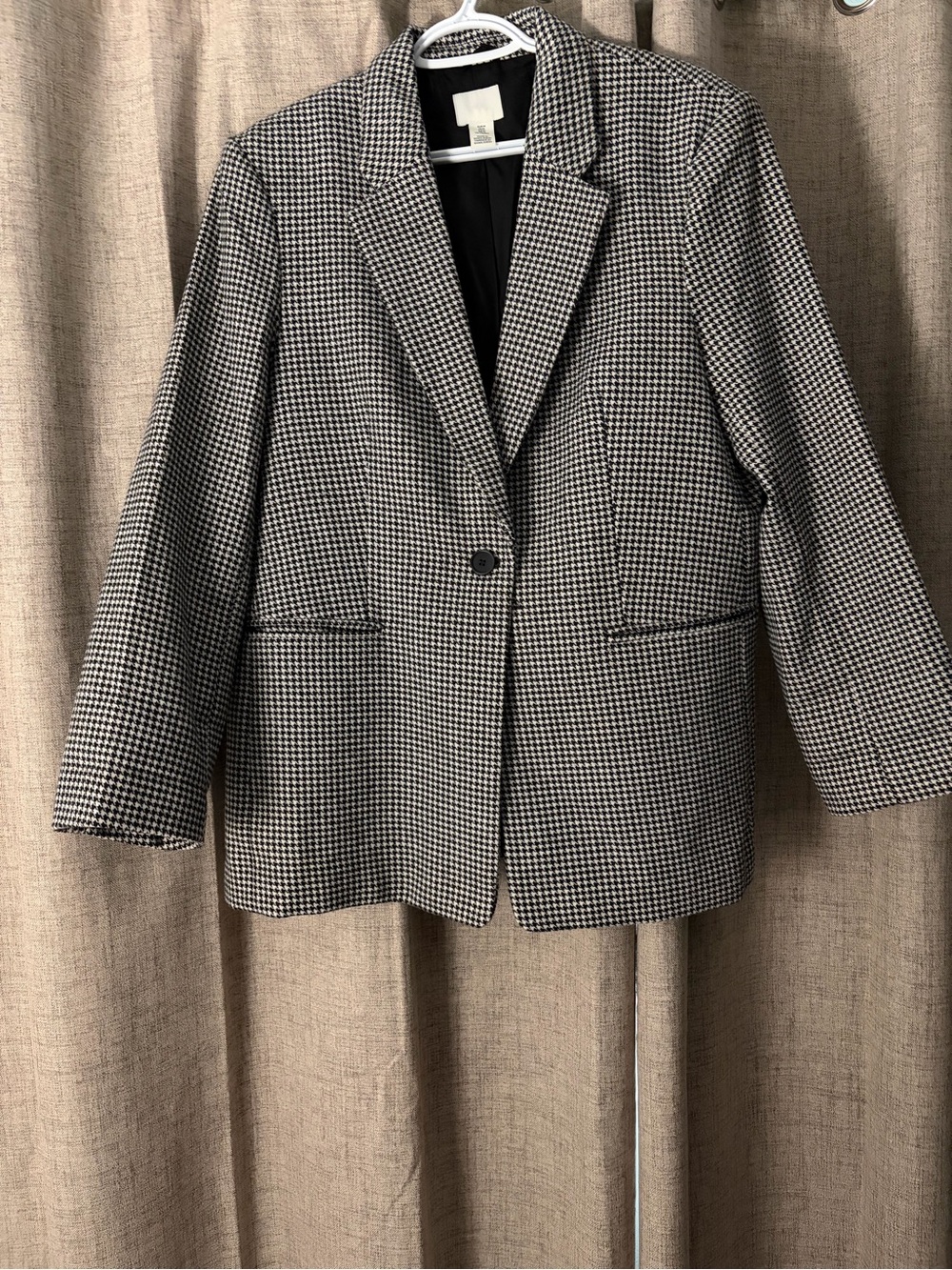 Women's Black & White Houndstooth Blazer - Classic Tailored Jacket
